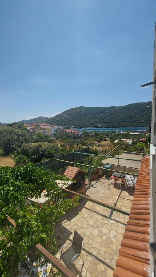 Two bedroom apartment Grebaštica Buitenkant foto