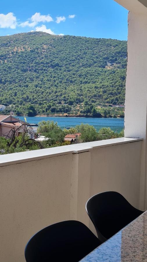 Two bedroom apartment Grebaštica Buitenkant foto